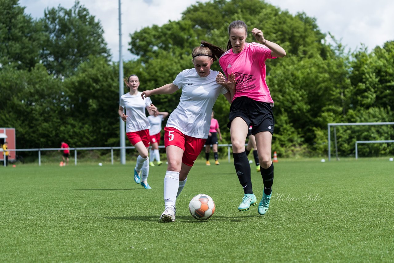 Bild 151 - wBJ SV Wahlstedt - SV Steinhorst/Labenz : Ergebnis: 0:1